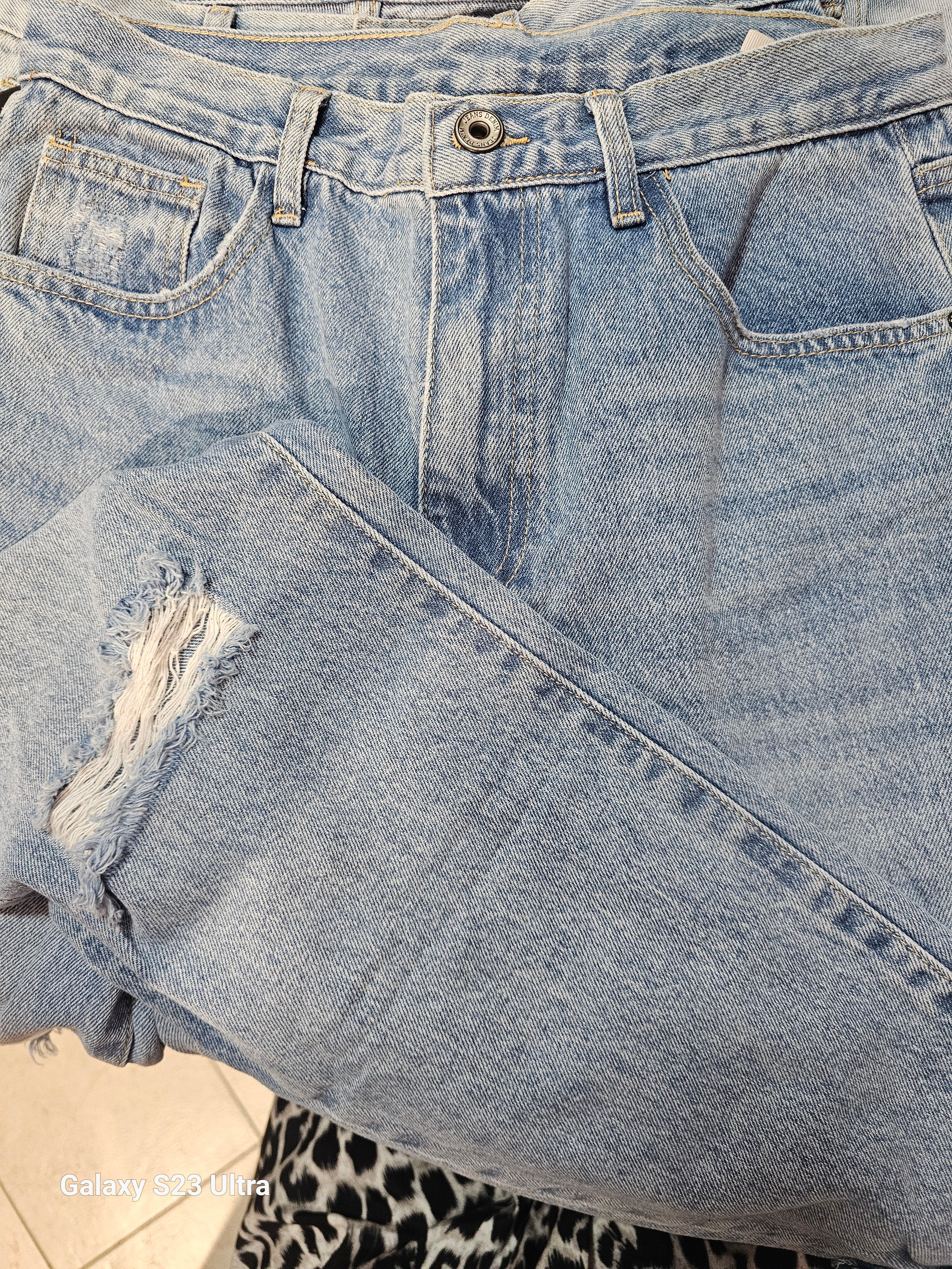 Jeans strappo easy